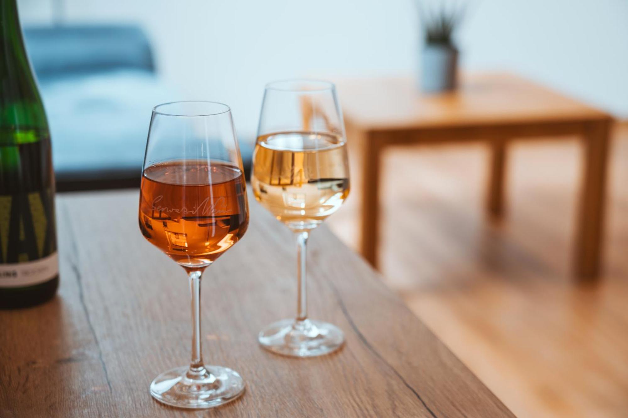 Ferienweingut Serwaziwein 메세니흐 외부 사진